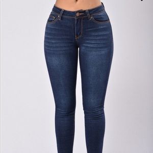 Miss New Booty Shaping Denim Jeans (Fashion Nova)